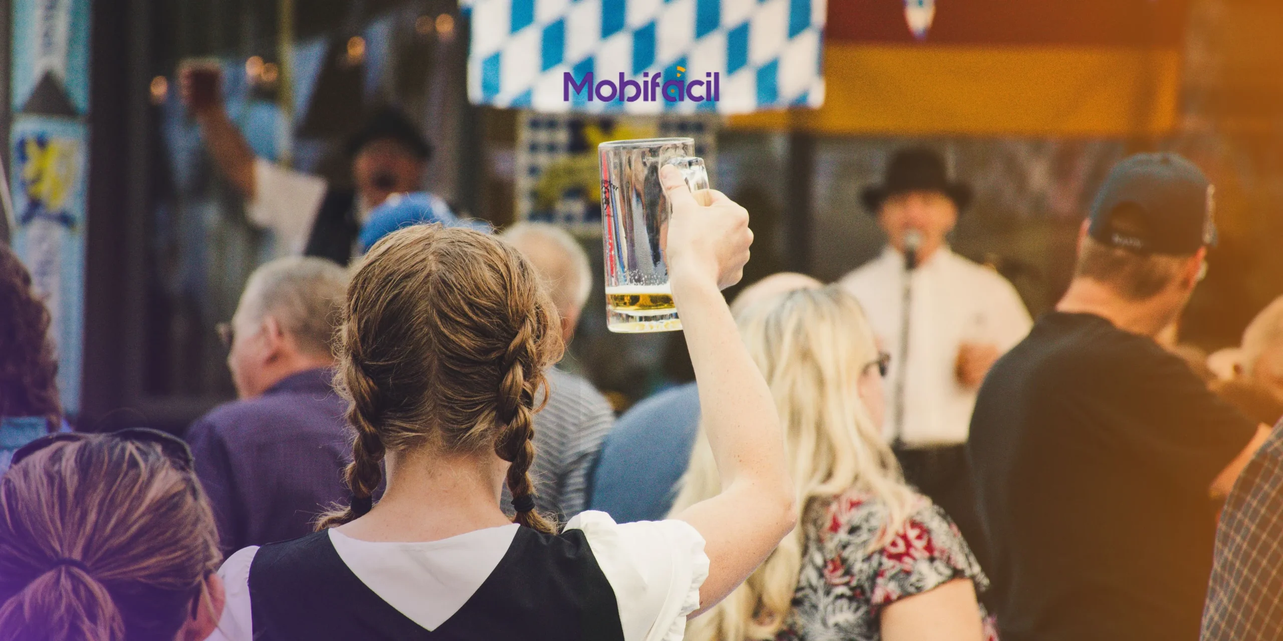 Público aproveita a Oktoberfest São Paulo 2026 no Parque Ibirapuera